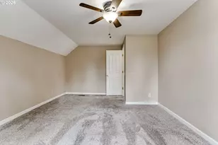 928 W Main St, Cottage Grove, OR 97424 - Photo 15
