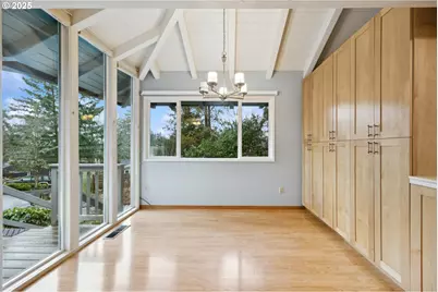 6170 SW Heights Ln, Beaverton, OR 97007 - Photo 11