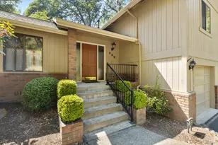 299 Wild Fern Dr, Winchester, OR 97495 - Photo 5
