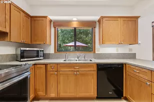 299 Wild Fern Dr, Winchester, OR 97495 - Photo 17
