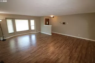 1419 T St, Springfield, OR 97477 - Photo 5