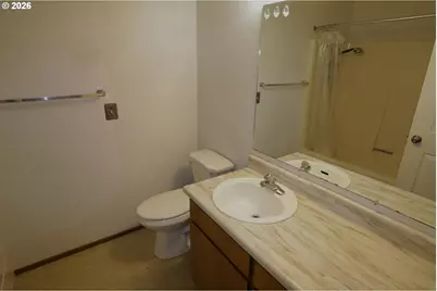 1419 T St, Springfield, OR 97477 - Photo 19
