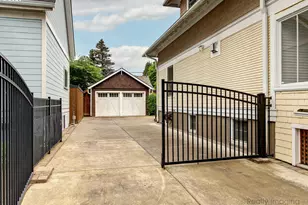 2448 NW Savier St, Portland, OR 97210 - Photo 5