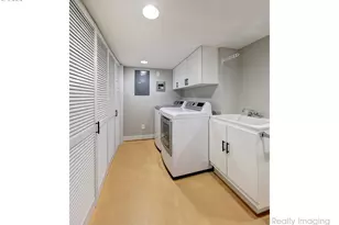 2448 NW Savier St, Portland, OR 97210 - Photo 29