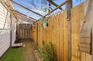 7645 SE Henderson St, Portland, OR 97206 - Photo 27