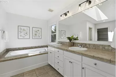 1960 Alpine Dr, West Linn, OR 97068 - Photo 27