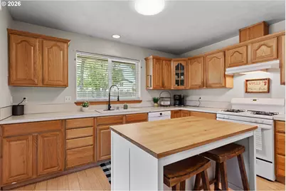 1327 G St, Washougal, WA 98671 - Photo 9
