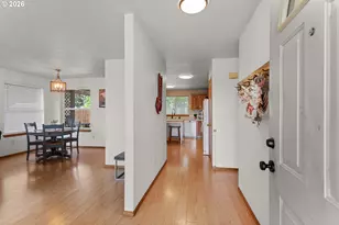 1327 G St, Washougal, WA 98671 - Photo 5