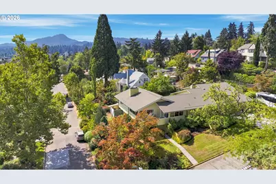 60 W 22nd Ave, Eugene, OR 97405 - Photo 3