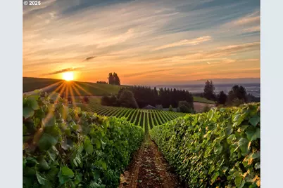 5893 Bainbridge Rd, Eugene, OR 97402 - Photo 19