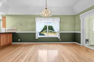 890 Hobbs Rd, Hood River, OR 97031 - Photo 9