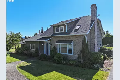 890 Hobbs Rd, Hood River, OR 97031 - Photo 1