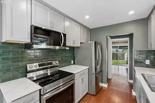 4204 NW Fir St, Vancouver, WA 98660 - Photo 11
