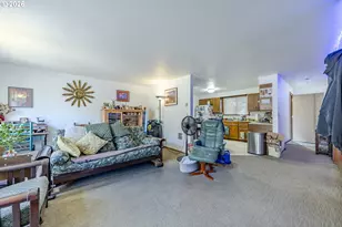 2209 Cal Young Rd, Eugene, OR 97401 - Photo 11