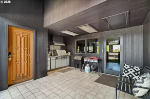 13237 Knaus Rd, Lake Oswego, OR 97034 - Photo 5