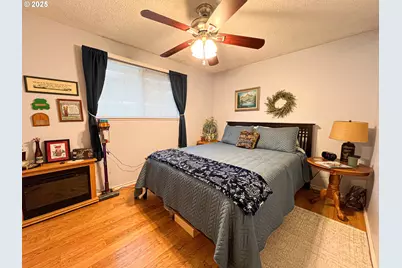 1225 B St, Fossil, OR 97830 - Photo 17