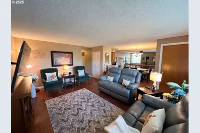 1225 B St, Fossil, OR 97830 - Photo 3