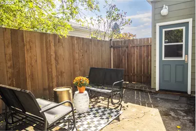 5935 SE Tibbetts St, Portland, OR 97206 - Photo 29