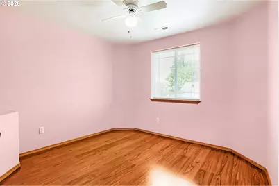 428 SE 10th St, Troutdale, OR 97060 - Photo 19
