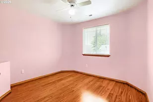 428 SE 10th St, Troutdale, OR 97060 - Photo 19