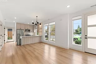 8594 N Buchanan Ave, Portland, OR 97203 - Photo 21
