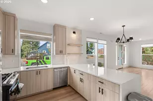 8594 N Buchanan Ave, Portland, OR 97203 - Photo 23