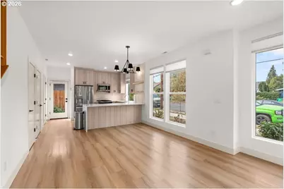 8594 N Buchanan Ave, Portland, OR 97203 - Photo 17
