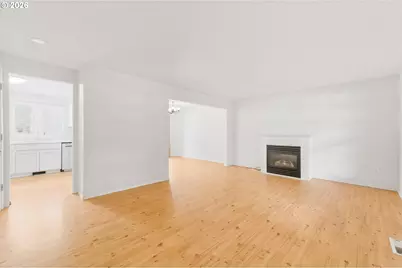 700 NW Willamina Dr, Willamina, OR 97396 - Photo 5