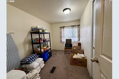 305 N Broad St, Weston, OR 97886 - Photo 13