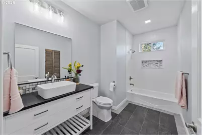 905 Bellevue Dr, Reedsport, OR 97467 - Photo 27