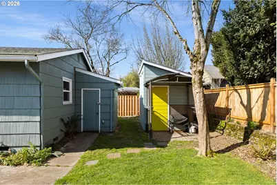 2015 SE Bidwell St, Portland, OR 97202 - Photo 31