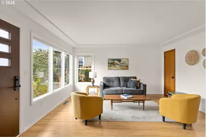 2015 SE Bidwell St, Portland, OR 97202 - Photo 3