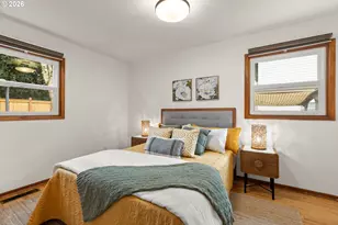 2015 SE Bidwell St, Portland, OR 97202 - Photo 15