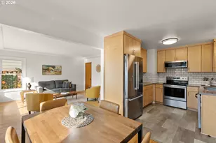 2015 SE Bidwell St, Portland, OR 97202 - Photo 11