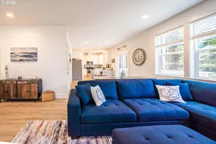 4153 SE Inlet Ave, Lincoln City, OR 97367 - Photo 5