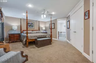 14221 Dolph Ct, Lake Oswego, OR 97034 - Photo 23