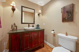 14221 Dolph Ct, Lake Oswego, OR 97034 - Photo 21