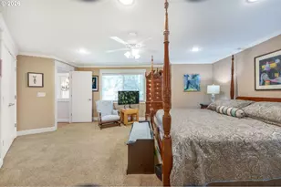 14221 Dolph Ct, Lake Oswego, OR 97034 - Photo 25