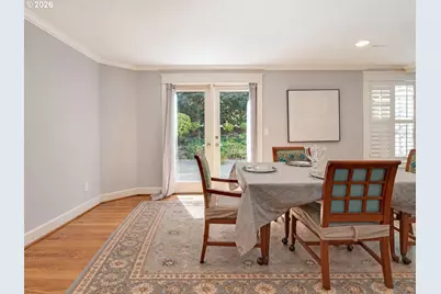14221 Dolph Ct, Lake Oswego, OR 97034 - Photo 13