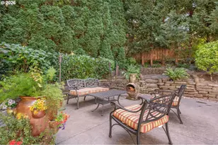 14221 Dolph Ct, Lake Oswego, OR 97034 - Photo 31
