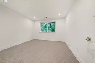 3850 Lake Grove Ave, Lake Oswego, OR 97035 - Photo 29