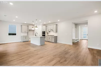 3865 W 4th St, Washougal, WA 98671 - Photo 3