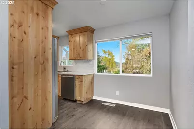 12373 SE 122nd Ave, Happy Valley, OR 97086 - Photo 5