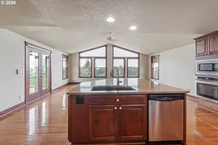 1821 SW Montmore Way, Troutdale, OR 97060 - Photo 13