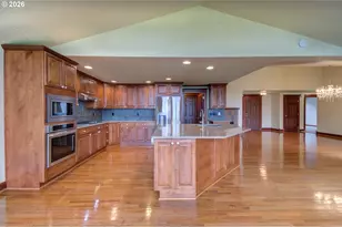 1821 SW Montmore Way, Troutdale, OR 97060 - Photo 15