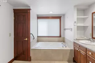 1821 SW Montmore Way, Troutdale, OR 97060 - Photo 29