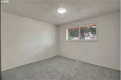 320 SE 143rd Ave, Portland, OR 97233 - Photo 11