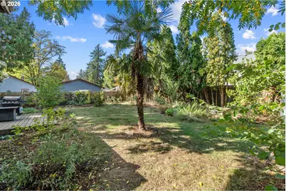 12629 SE Reedway St, Portland, OR 97236 - Photo 37