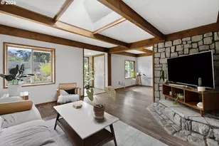 12629 SE Reedway St, Portland, OR 97236 - Photo 9