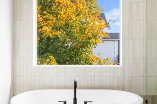 841 SW 49th Dr, Gresham, OR 97080 - Photo 29